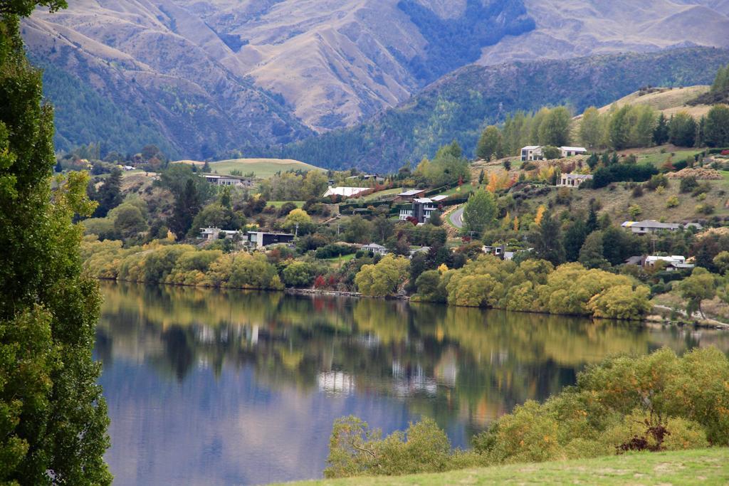 The Shan'S Lodge Queenstown Extérieur photo