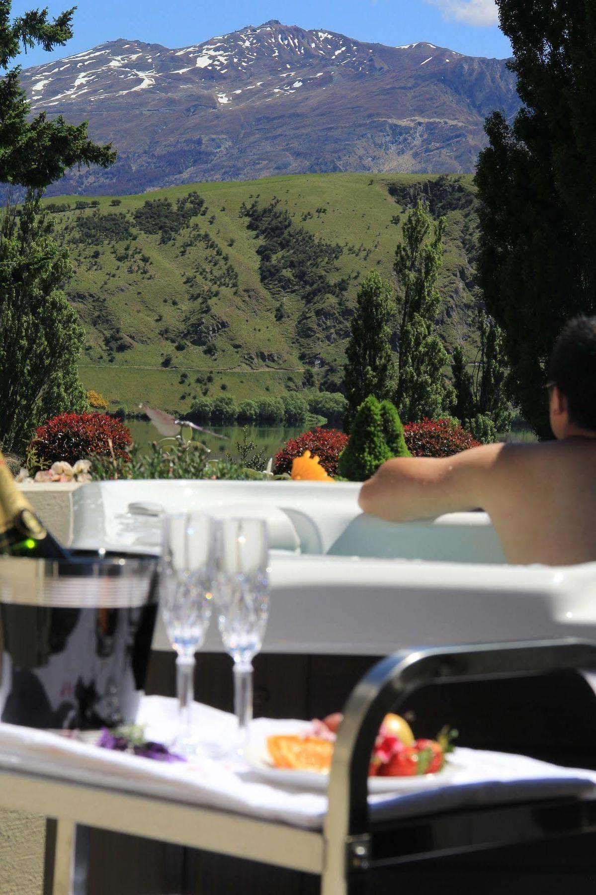 The Shan'S Lodge Queenstown Extérieur photo